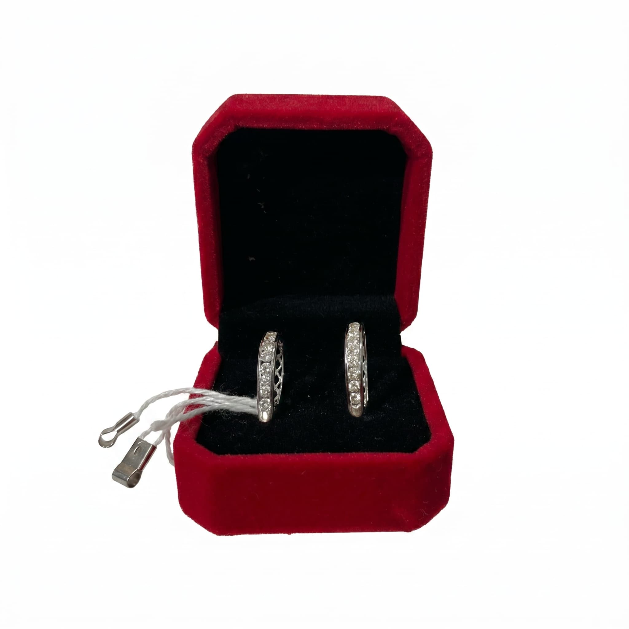 Boucle d’oreille diamant