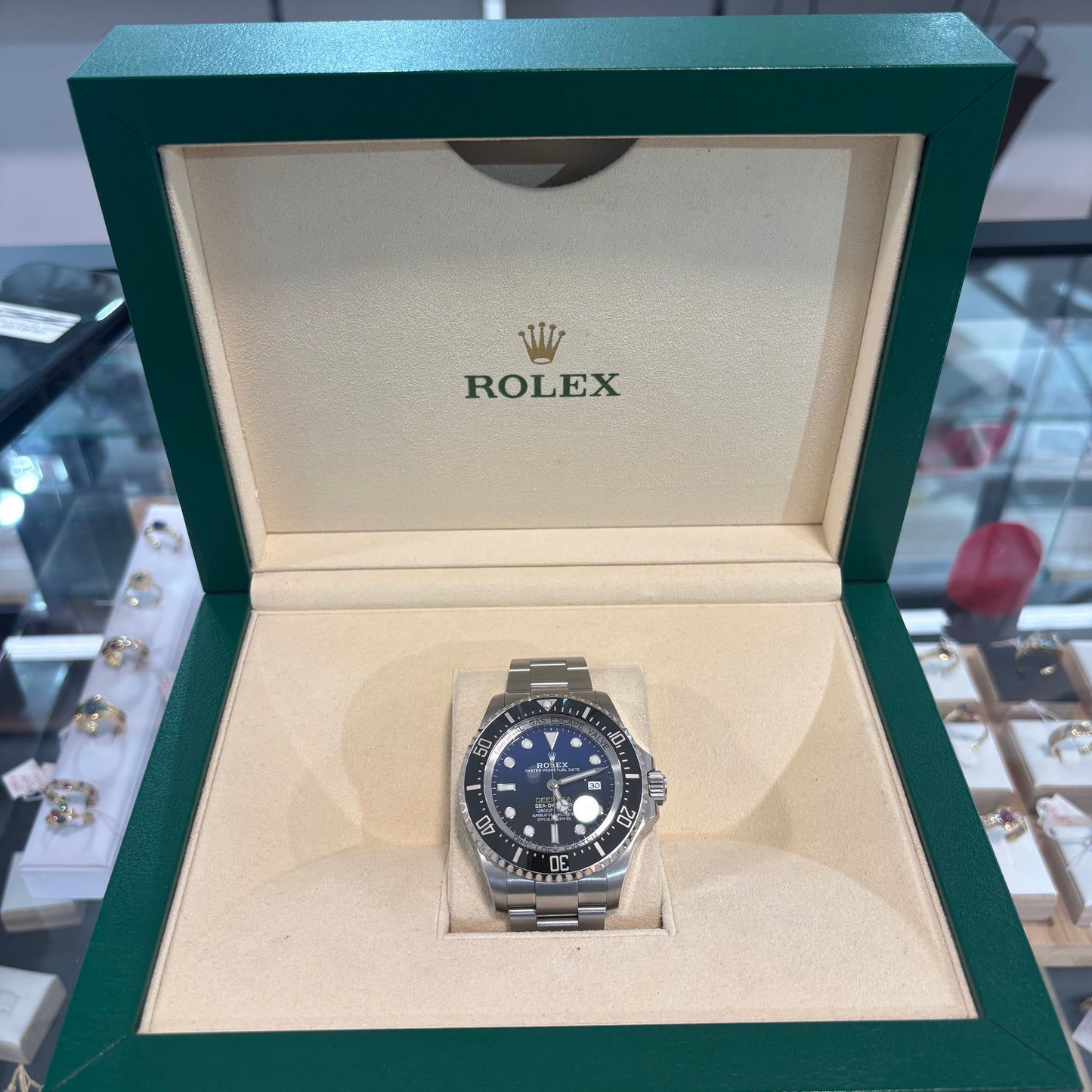 Rolex Sea-Dweller 126660